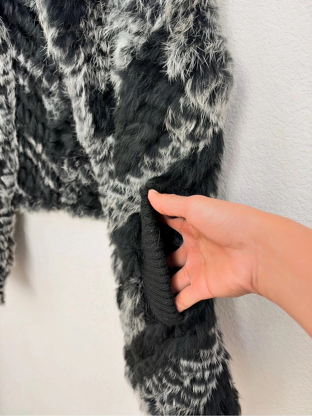 Marc by Marc Jacobs Real Rabbit Fur Chevron Stripe Vest Black & Gray XS - Picture 6 of 11